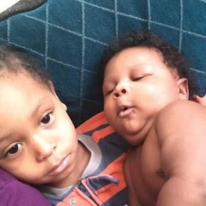 Meet your Posher, T-doe